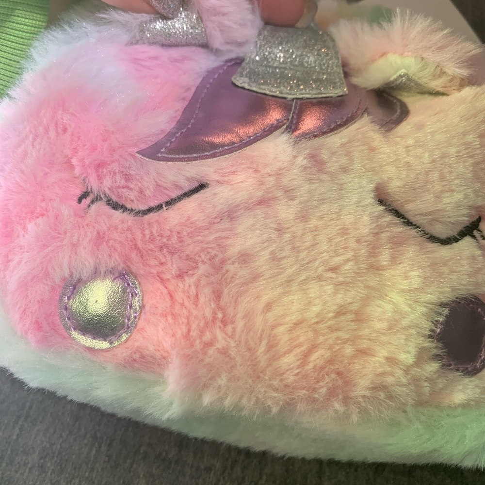 On the Verge kids unicorn purse and matching headband. - Picture 4 of 5